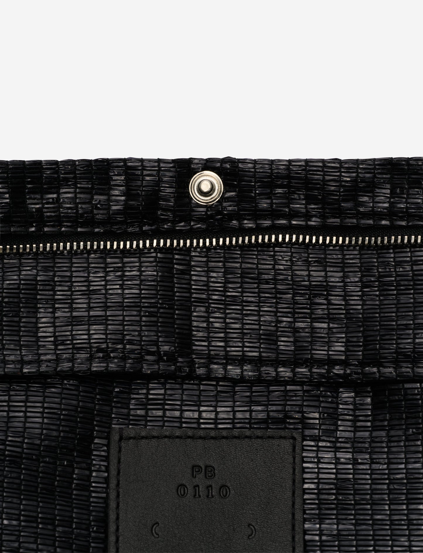 AB 115.1 Messenger Bag Black