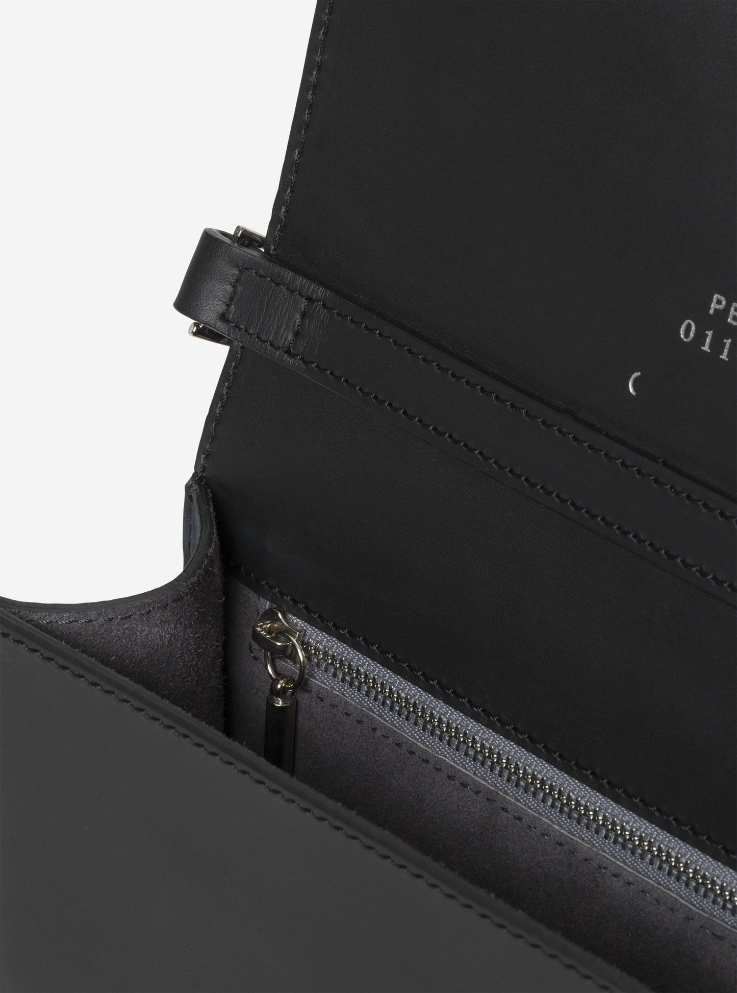 AB 10 Schultertasche Schwarz