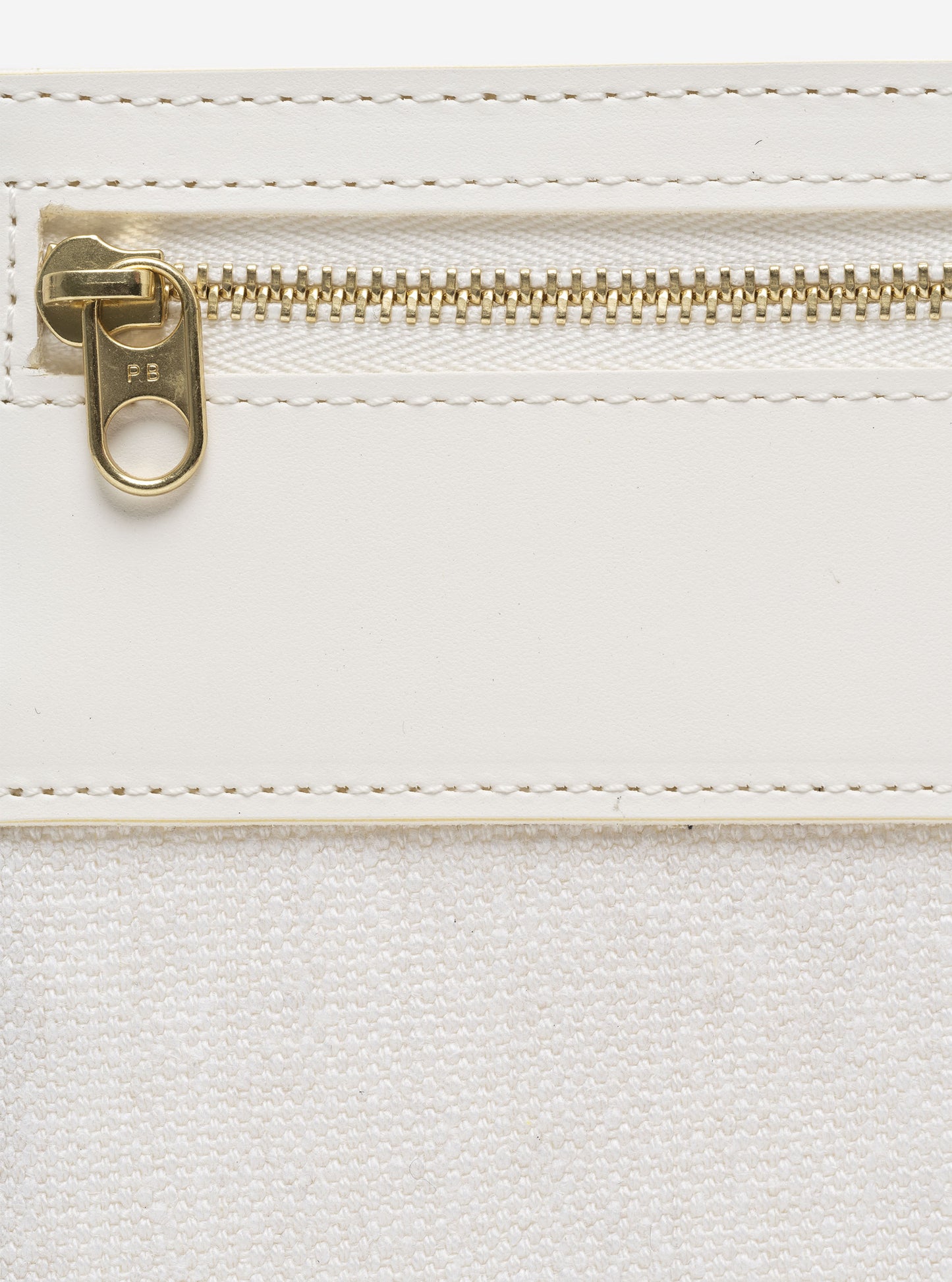 AB 125 Pouch Weiss