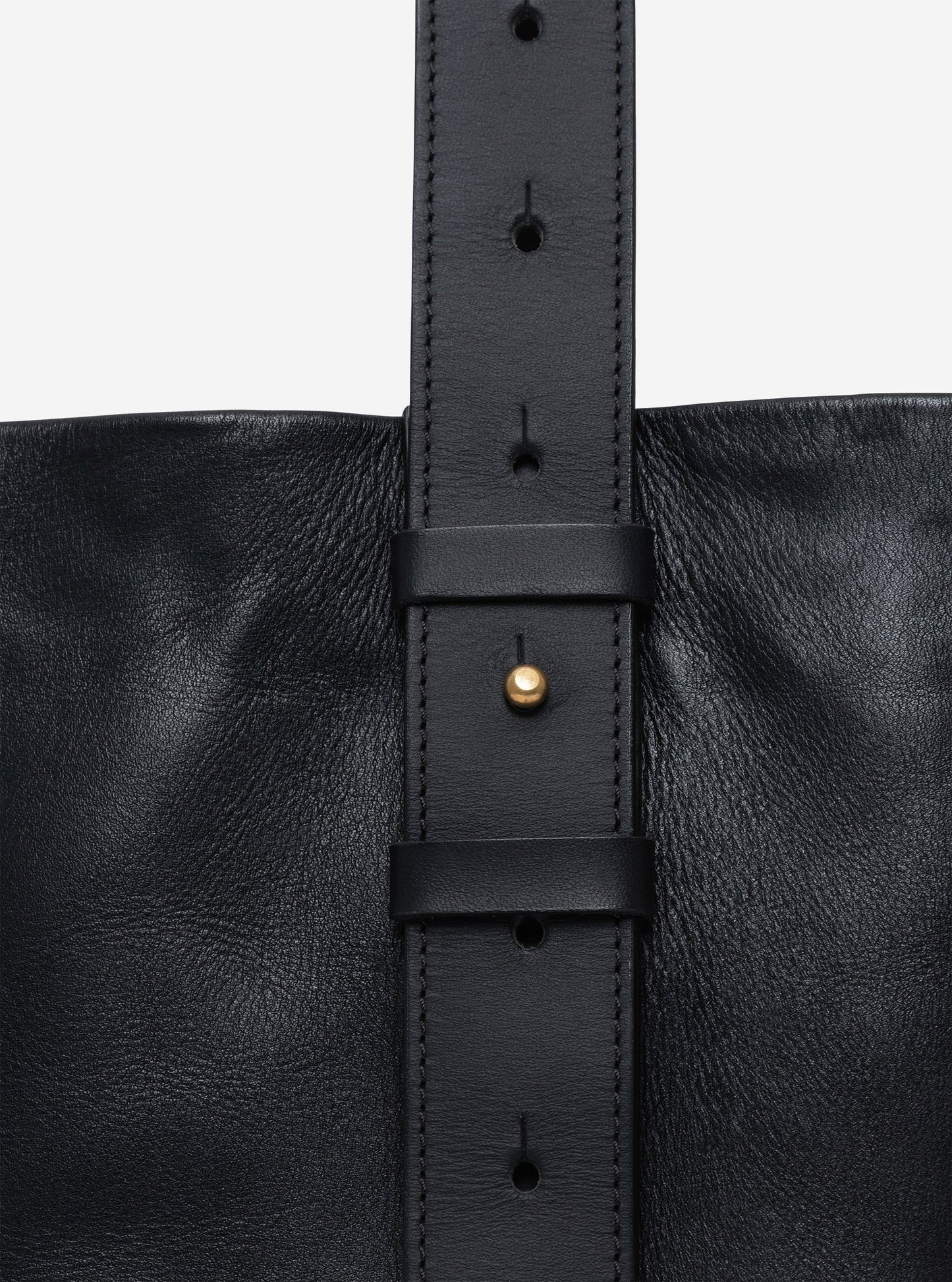 AB 91.1 Bucket Bag Schwarz