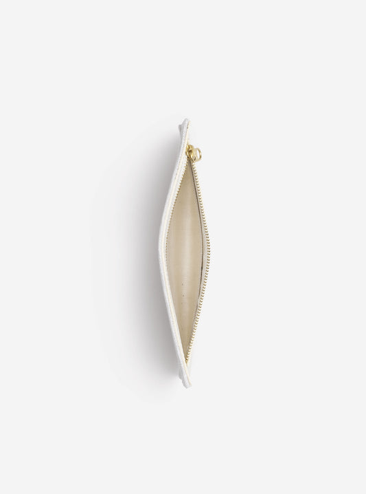 AB 126 Pouch Weiss