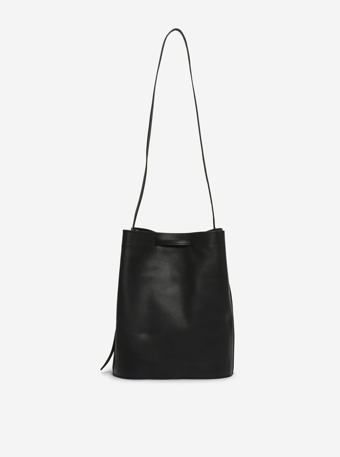 AB 103.1 Bucket Bag Black
