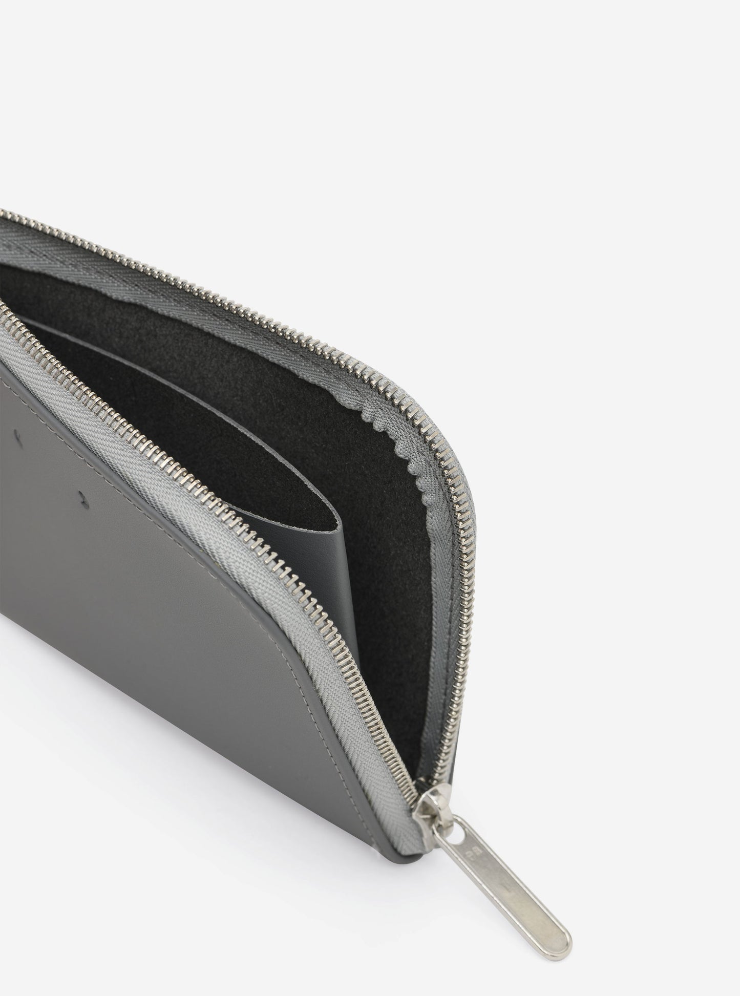 CM 52 Wallet Asphalt