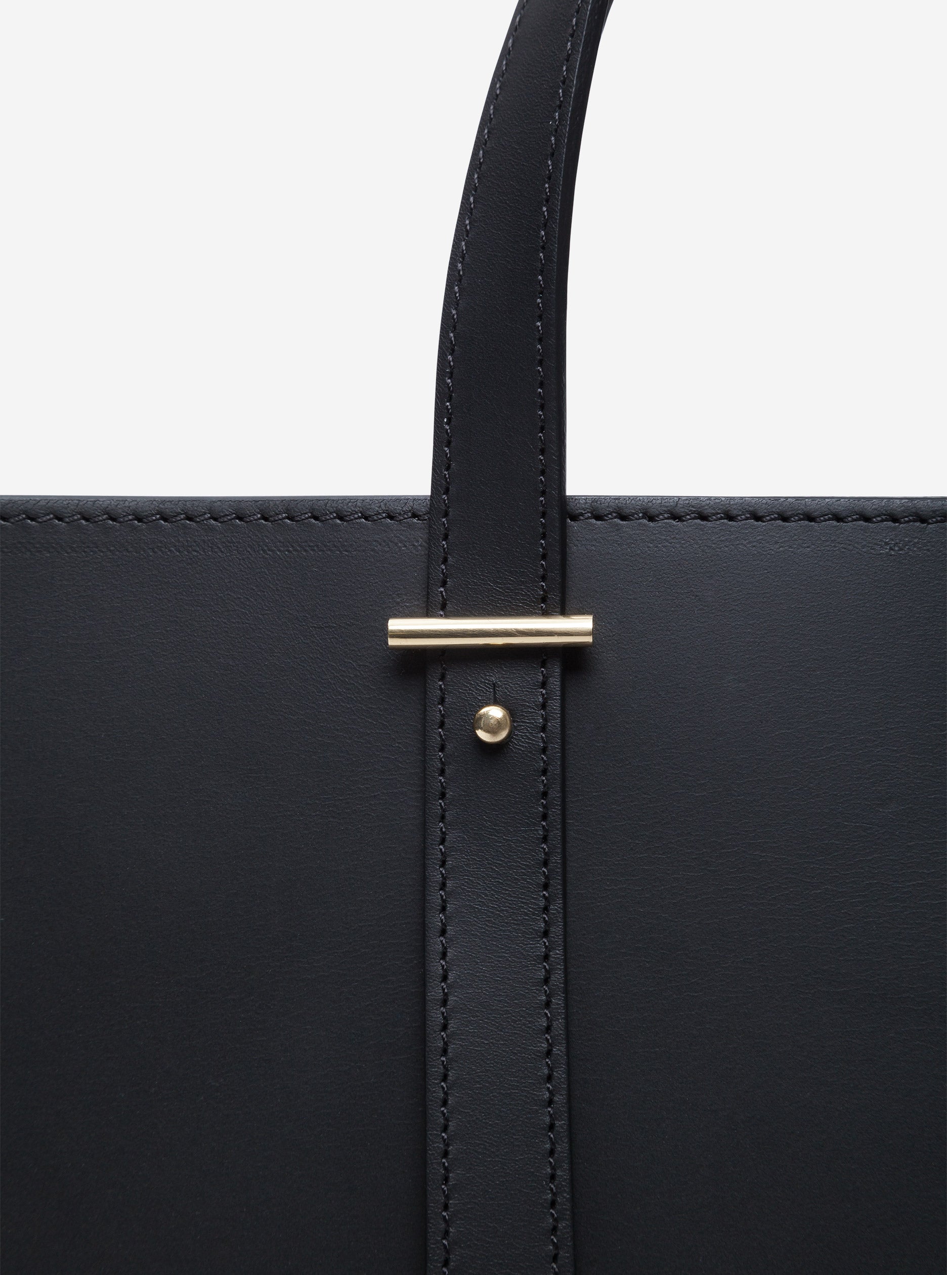 Fittings made of 100% brass from Tuscany, Italy.