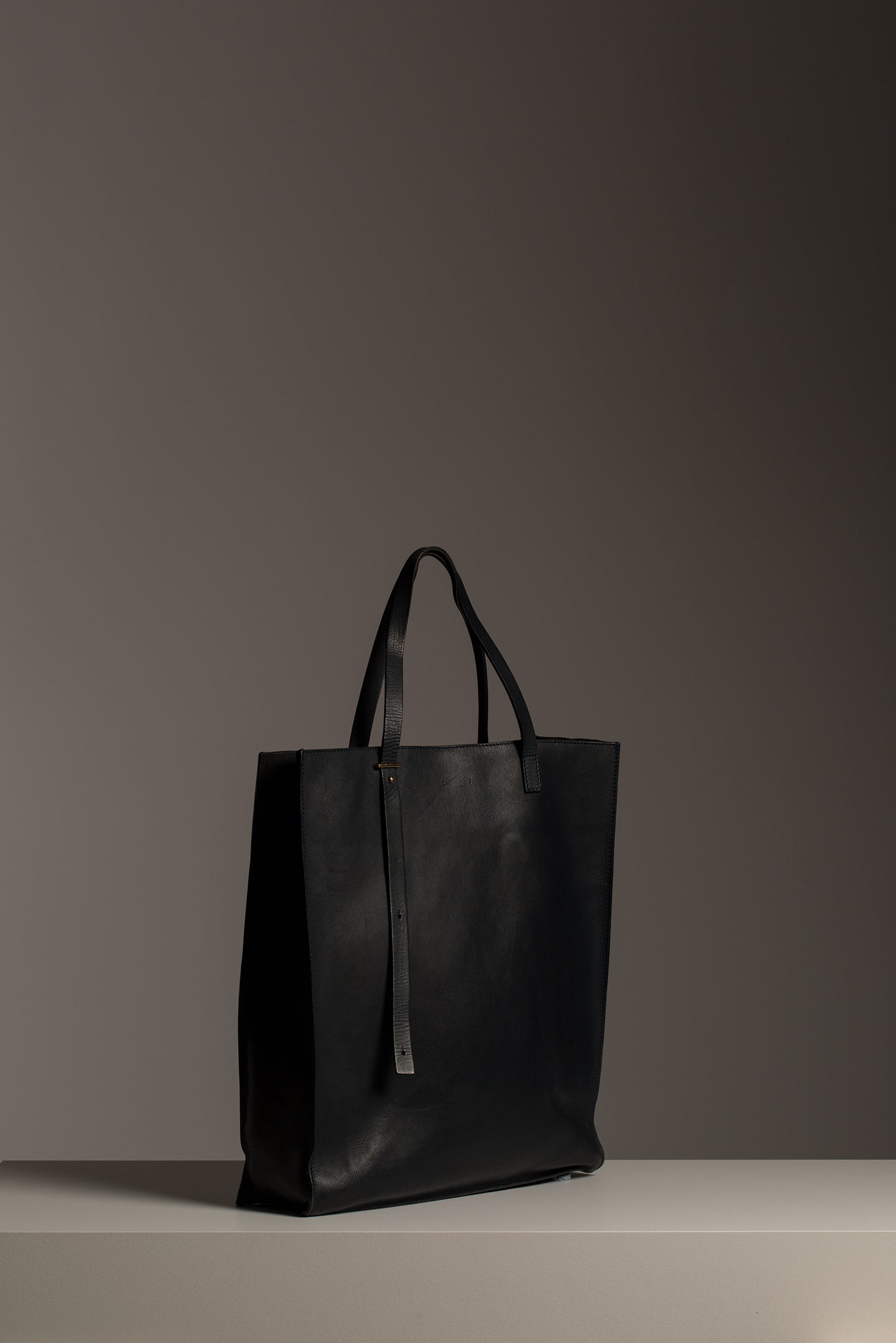 AB 1 Tote Bag Black